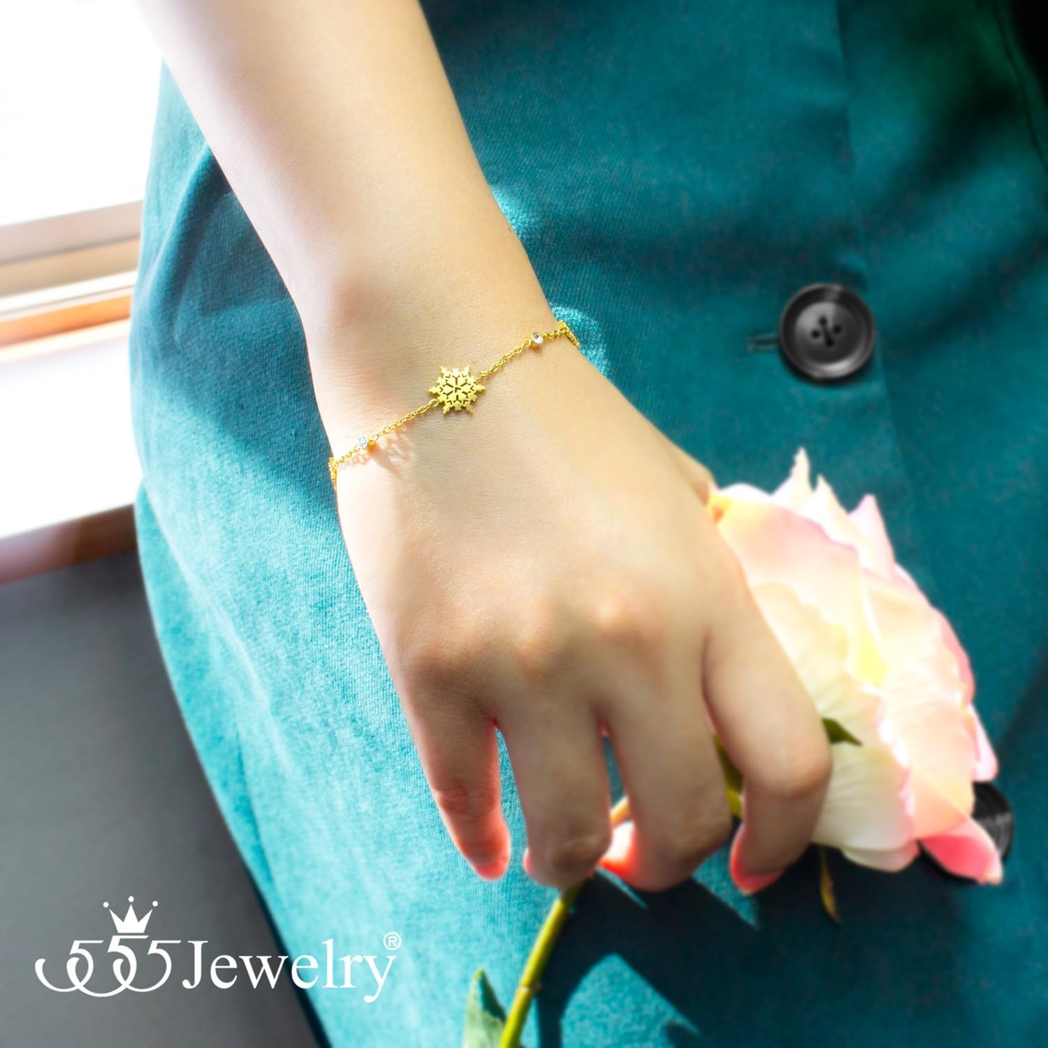 image:image555Jewelry Stainless Steel Delicate Adjustable CZ Snowflake Bracelet for Women amp LadiesGold
